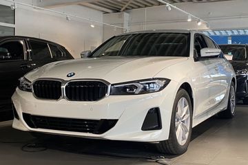 BMW Seria 3 318d