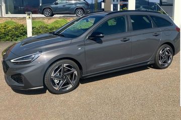 Hyundai i30 1.6 T-GDI N-Line DCT