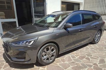 Ford Focus ST-Line X 1.0 EcoBoost mHEV  aut