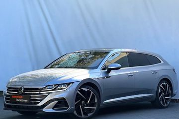 Volkswagen Arteon 2.0 TSI R-Line DSG