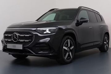 Mercedes GLB 220 4-Matic AMG Line