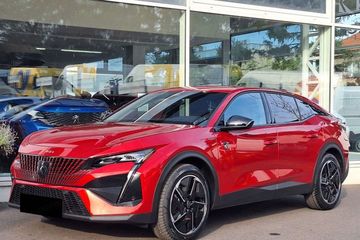 Peugeot 408 GT Exclusive S&S 1.2 mHEV  e-DSC6