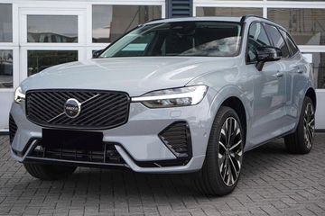 Volvo XC60 B5 B AWD Ultra Dark