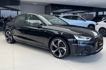 Audi A4 35 TFSI S Line