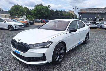 Skoda Superb Sportline 2.0 TSI DSG
