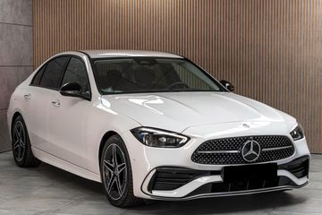 Mercedes Klasa C 200 4-Matic AMG