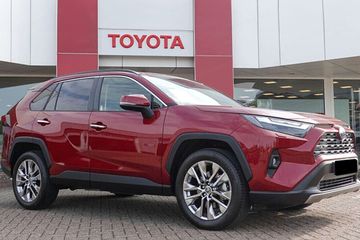 Toyota RAV4 Executive 2.5 Hybrid Dynamic Force