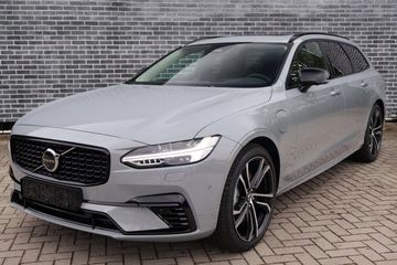 Volvo V90 T6 AWD Plug-In Hybrid Ultra Dark