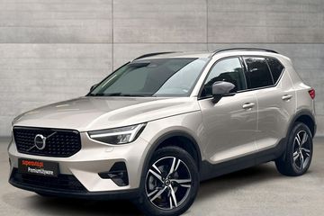 Volvo XC40 B3 Plus Dark
