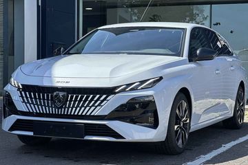 Peugeot 308 Allure EAT8 1.5 BlueHDi