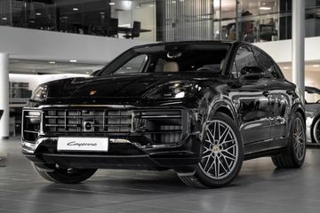 Porsche Cayenne Coupe E-Hybrid Black Edition