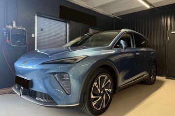 MG S6 Exclusive