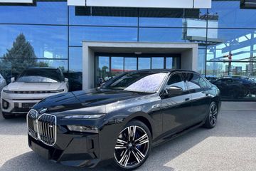 BMW Seria 7 M760e xDrive