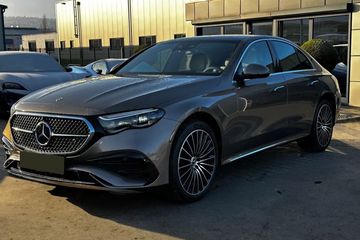 Mercedes E Klasa 220 d 4-Matic AMG