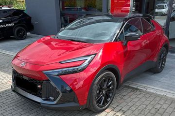 Toyota C-HR GR Sport 2.0 Hybrid Dynamic Force Plug-in