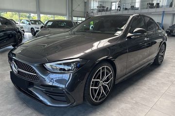 Mercedes Klasa C 300 4-Matic AMG