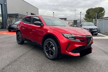 Alfa Romeo Junior Ibrida Q4