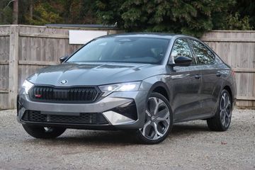 Skoda Octavia RS 2.0 TSI DSG