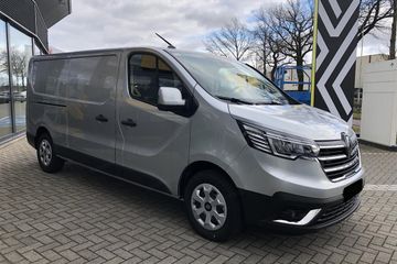 Renault Trafic L2H1 Extra AT9