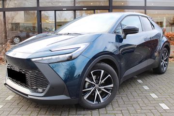 Toyota C-HR Style 2.0 Hybrid Dynamic Force Plug-in