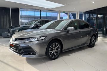 Toyota Camry 2.5 Hybrid Prestige