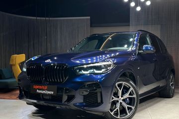 BMW X5 M50i