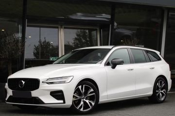 Volvo V60 B4 B Plus Dark