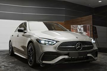 Mercedes Klasa C 200 4-Matic AMG