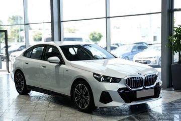 BMW Seria 5 520i M Sport