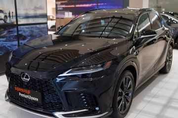 Lexus RX 450h+ F Sport Design