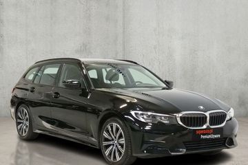 BMW Seria 3 Touring 320d Sport Line