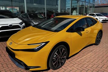Toyota Prius Prestige 2.0 Hybrid Plug-in