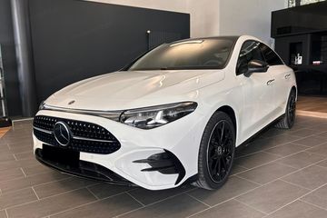 Mercedes CLA 220 4-Matic AMG Line