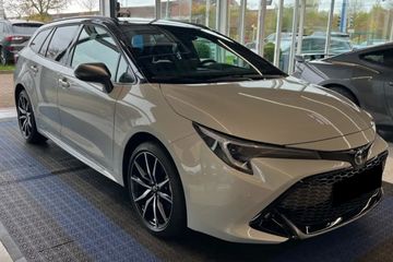 Toyota Corolla GR Sport 2.0 Hybrid Dynamic Force