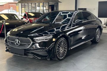 Mercedes Klasa E 220 d 4-Matic AMG