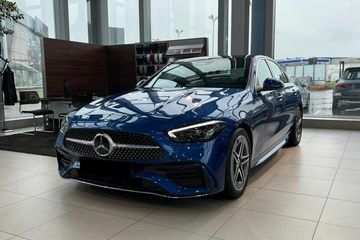 Mercedes Klasa C 220 d 4-Matic AMG