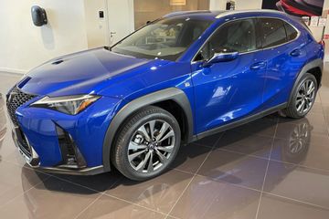 Lexus UX 300h F Sport Design 2.0 Hybrid Dynamic Force