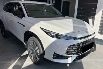 MG HS Excite 1.5 T-GDi MT