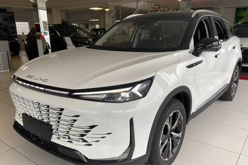 Baic Beijing 7 1.5T Luxury DCT