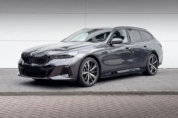 BMW Seria 5 Touring 520d xDrive M Sport