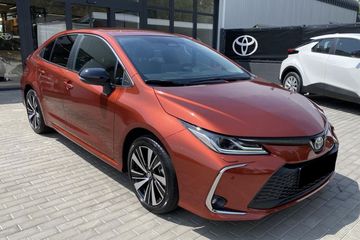 Toyota Corolla Style 1.8 Hybrid