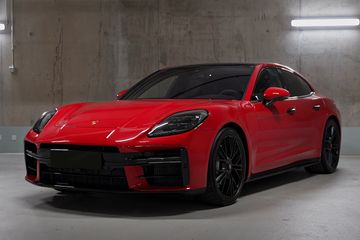 Porsche Panamera GTS