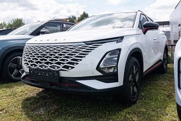 Omoda 5 Premium DCT 1.6 T-GDI