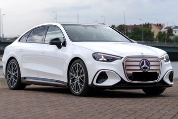 Mercedes Klasa C 400 4-Matic AMG Line