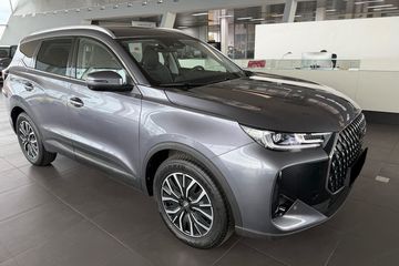 Chery Tiggo 7 Premium 1.5 T-GDI HEV DCT