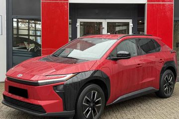Toyota bZ4X Style EV