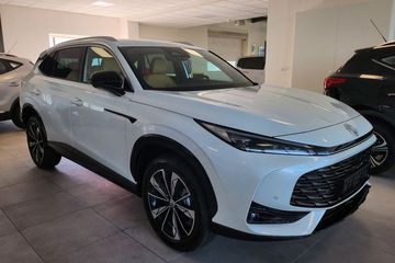 MG HS 1.5T HEV+ Exclusive aut