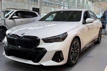 BMW Seria 5 520d M Sport