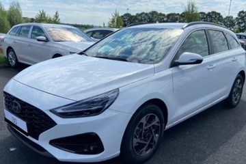 Hyundai i30 1.6 T-GDI Modern DCT