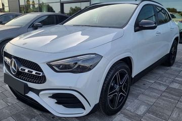 Mercedes GLA 220 4-Matic AMG Line